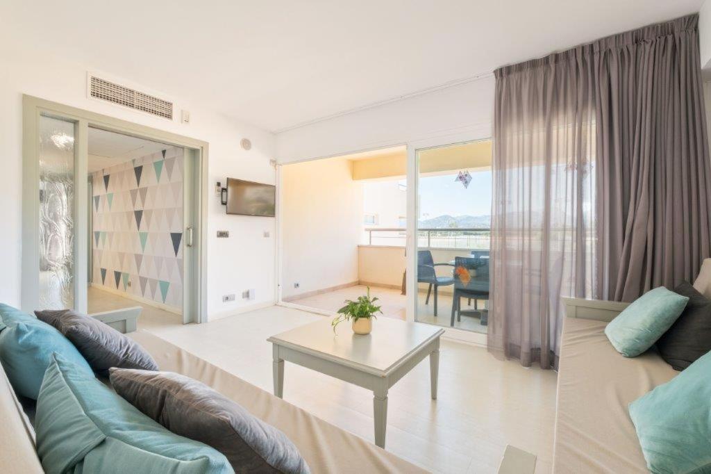Aparthotel Duva & Port de Pollenca